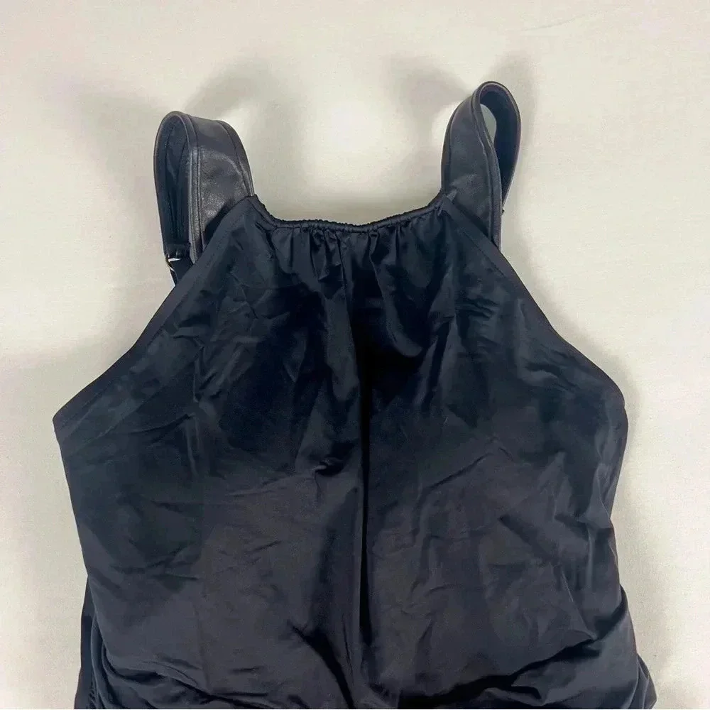 Magicsuit new without